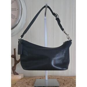 Coach Vintage Legacy VTG Shoulder Ladies Back